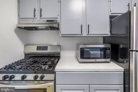 Kitchen - 3364 Hewitt Ave #302, Silver Spring, MD 20906 photo 3 of 3