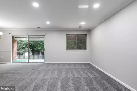 Living - 3364 Hewitt Ave #302, Silver Spring, MD 20906 photo 4 of 7
