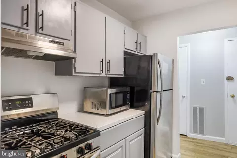 Kitchen - 3364 Hewitt Ave #302, Silver Spring, MD 20906 photo 1 of 3