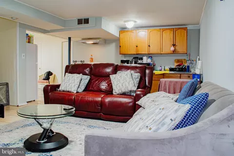 227 Hannes St, Silver Spring, MD 20901 photo 27