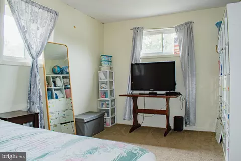 227 Hannes St, Silver Spring, MD 20901 photo 16