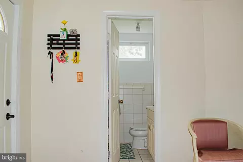 227 Hannes St, Silver Spring, MD 20901 photo 30