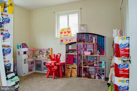 227 Hannes St, Silver Spring, MD 20901 photo 17