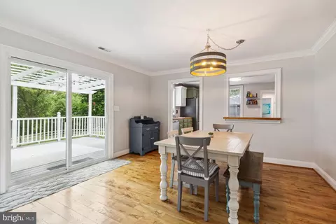 Dining - 18221 Barnesville Rd, Barnesville, MD 20838 photo 3 of 4