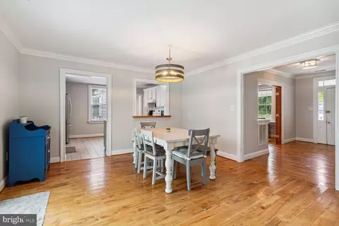 Dining - 18221 Barnesville Rd, Barnesville, MD 20838 photo 4 of 4