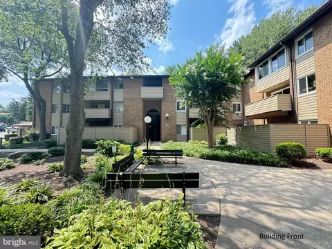 19443 Brassie Pl #301, Montgomery Village, MD 20886