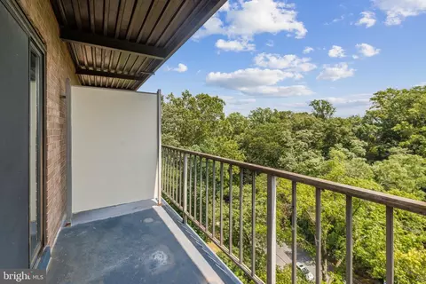 Exterior - 575 Thayer Ave #801, Silver Spring, MD 20910 photo 5 of 6