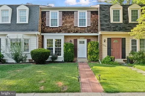 19936 Spur Hill Dr, Montgomery Village, MD 20886