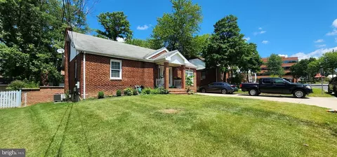 2607 Elmont St, Silver Spring, MD 20902