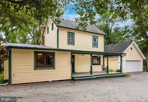 22121 Dickerson Rd, Dickerson, MD 20842