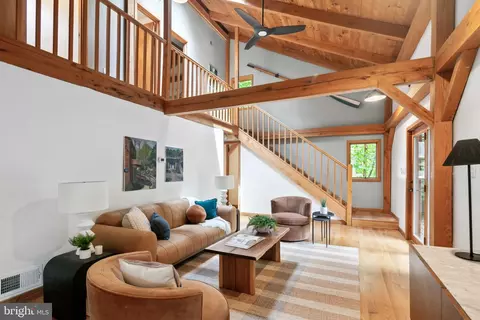 30 Hayward Ct, Takoma Park, MD 20912