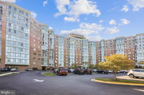 3100 N Leisure World Blvd #607, Silver Spring, MD 20906