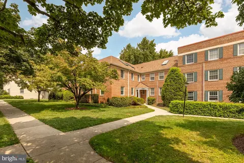 2232 Washington Ave #W-103, Silver Spring, MD 20910