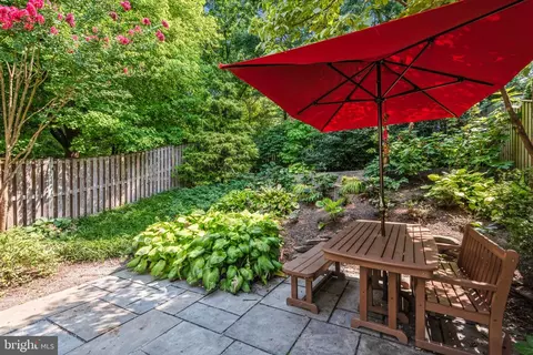 9033 Saffron Ln, Silver Spring, MD 20901 photo 30