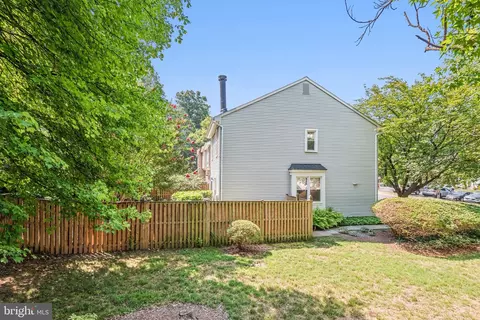 9033 Saffron Ln, Silver Spring, MD 20901 photo 27
