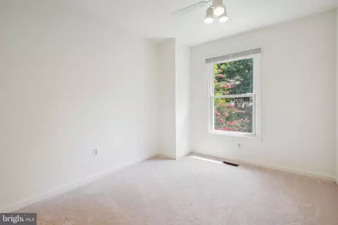 9033 Saffron Ln, Silver Spring, MD 20901 photo 22