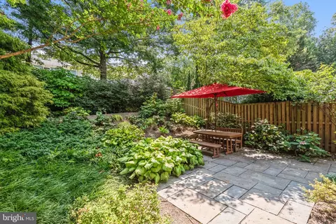9033 Saffron Ln, Silver Spring, MD 20901 photo 28
