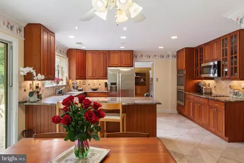 Kitchen - 15205 Baughman Dr, Silver Spring, MD 20906 photo 5 of 5