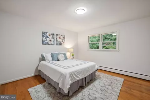 709 Burnt Mills Ct, Silver Spring, MD 20901 photo 21