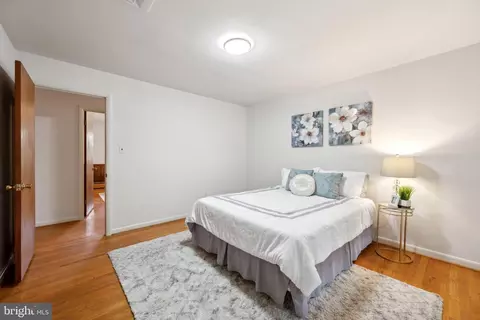 709 Burnt Mills Ct, Silver Spring, MD 20901 photo 22