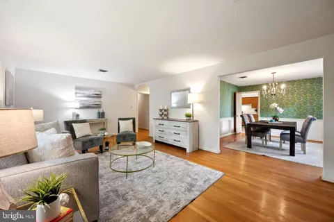 709 Burnt Mills Ct, Silver Spring, MD 20901 photo 6