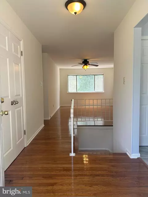 13412 Brackley Ter, Silver Spring, MD 20904 photo 2