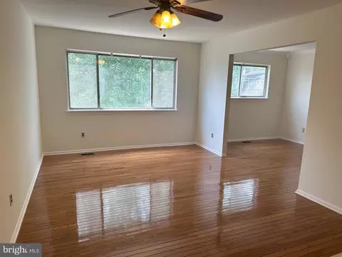 13412 Brackley Ter, Silver Spring, MD 20904 photo 4