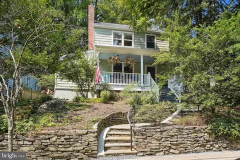 7006 Poplar Ave, Takoma Park, MD 20912
