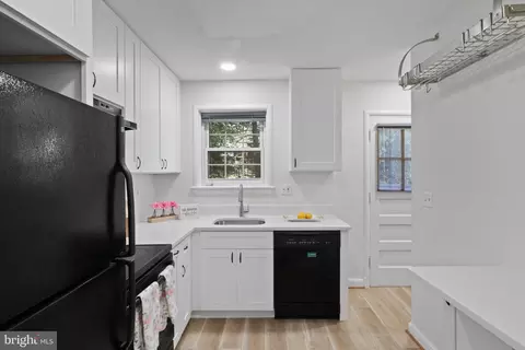 Other - 10702 Glenhaven Dr, Silver Spring, MD 20902 photo 2 of 7