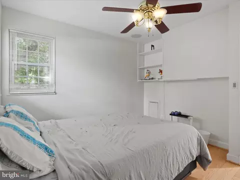 Bedroom - 10702 Glenhaven Dr, Silver Spring, MD 20902 photo 5 of 5