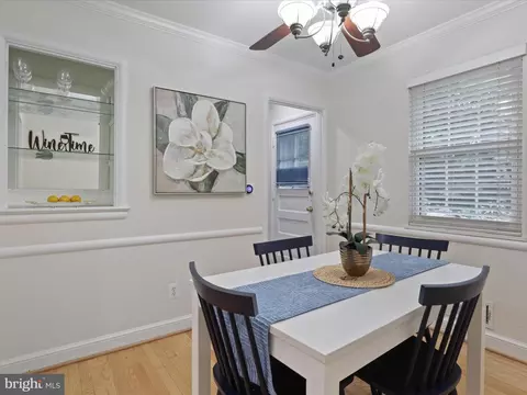 Dining - 10702 Glenhaven Dr, Silver Spring, MD 20902 photo 2 of 2