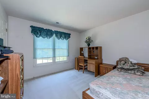 Bedroom - 15020 Notley Rd, Silver Spring, MD 20905 photo 4 of 8