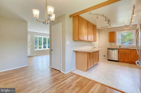 2641 Cory Ter, Silver Spring, MD 20902 photo 6