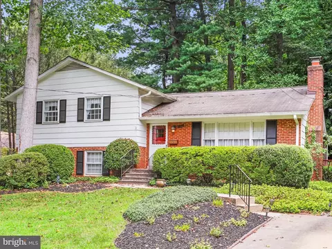 14007 Shippers Ln, Rockville, MD 20853