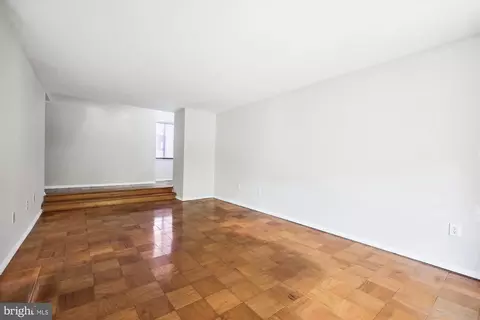 2113 Walsh View Ter #9-101, Silver Spring, MD 20902 photo 6