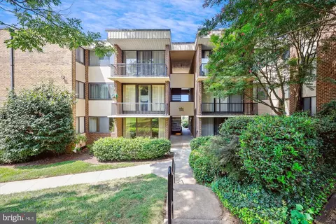 2113 Walsh View Ter #9-101, Silver Spring, MD 20902