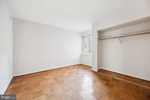 2113 Walsh View Ter #9-101, Silver Spring, MD 20902 photo 23