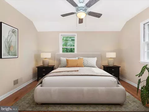 Bedroom - 1027 Carson St, Silver Spring, MD 20901 photo 8 of 12