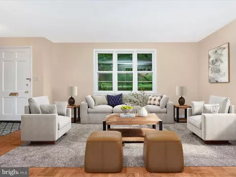 Living - 1027 Carson St, Silver Spring, MD 20901 photo 1 of 9