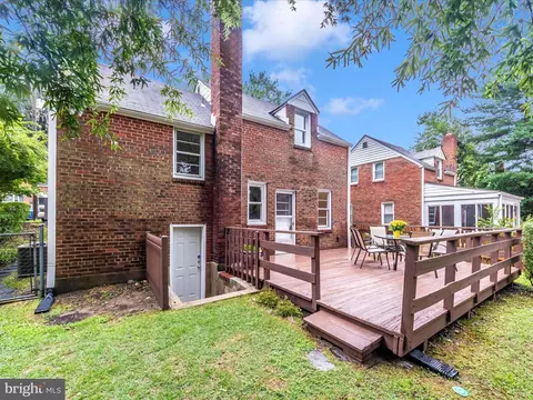 Exterior - 1027 Carson St, Silver Spring, MD 20901 photo 8 of 11