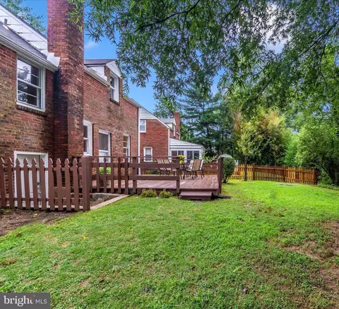 Exterior - 1027 Carson St, Silver Spring, MD 20901 photo 4 of 11