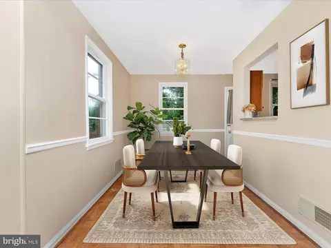 Dining - 1027 Carson St, Silver Spring, MD 20901 photo 1 of 1