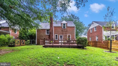 Exterior - 1027 Carson St, Silver Spring, MD 20901 photo 2 of 11