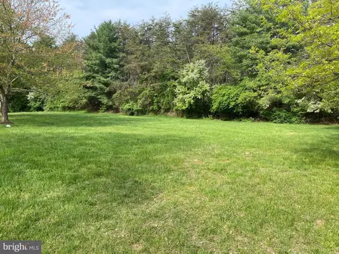 10610 Ridge Rd, Damascus, MD 20872