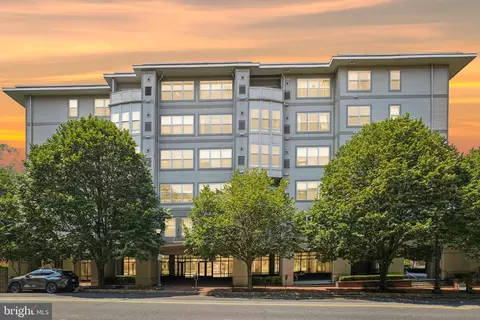 8045 Newell St #217, Silver Spring, MD 20910