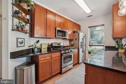 8045 Newell St #217, Silver Spring, MD 20910 photo 10