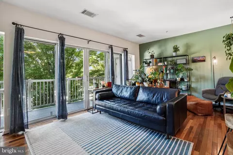 8045 Newell St #217, Silver Spring, MD 20910 photo 6