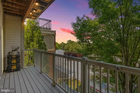 8045 Newell St #217, Silver Spring, MD 20910 photo 5