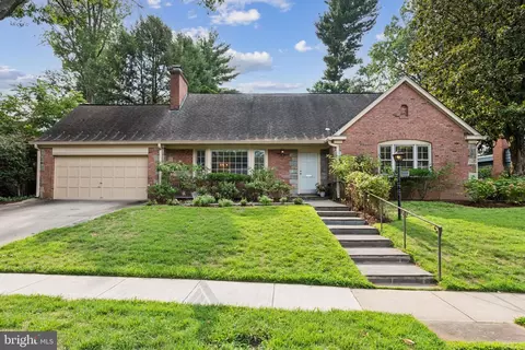 5910 Overlea Rd, Bethesda, MD 20816