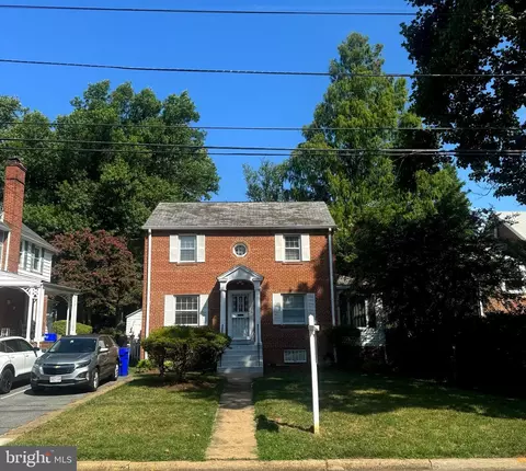 807 Bonifant St, Silver Spring, MD 20910 photo 2
